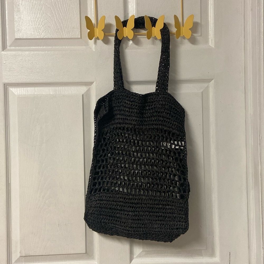 Old navy straw shoulder tote bag black